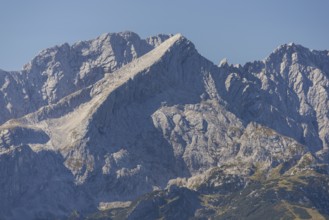 Panorama from Wank, 1780m, onto the Wetterstein Mountains with Alpspitze, 2628m, Werdenfelser Land,