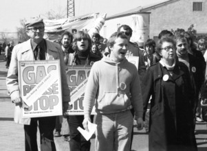 In the municipal election campaign, members and supporters of the German Communist Party (DKP)