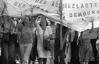 More than 40, 000 students from all parts of the Federal Republic of Germany demonstrated for more