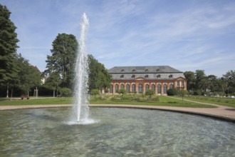 Orangery and fountain with fountain in Darmstadt, Bergstrasse, Hesse, Germany, Europe