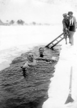 Bathing in winter, winter bathing, ice bathing, lake, about 1920s, Lake Ammer, Bavaria, Germany,