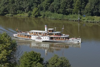 Paddle steamer Freya, Kiel Canal near Schafstedt, Schleswig-Holstein, Germany, Europe