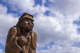 Statue, Harbour, Altefähr, Island of Rügen, Mecklenburg-Western Pomerania, Germany, Europe