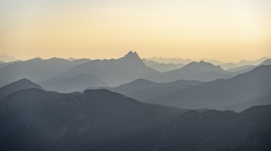 Evening mood, silhouettes, dramatic mountain landscape, Tyrol, Austria, Europe