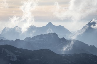 Silhouettes, Dramatic Mountain Landscape, View from Hochkönig, Salzburger Land, Austria, Europe