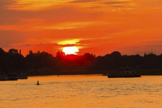 Sunset at Pillnitz Castle on the Elbe