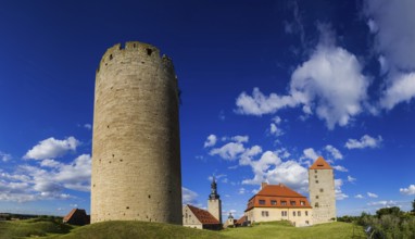 Querfurt Castle is located in the town of Querfurt in Saalekreis, Saxony-Anhalt. The hilltop castle