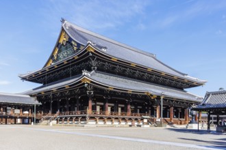 Buddhist Higashi Hongan-ji Temple in the historic centre of Kyoto, Japan, Asia