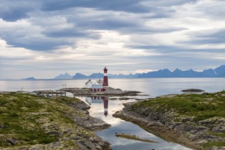 Tranoy Fyr Lighthouse, Tranøy Fyr, Lofoten in the back, Hamarøy, Ofoten, Vestfjord, Nordland,