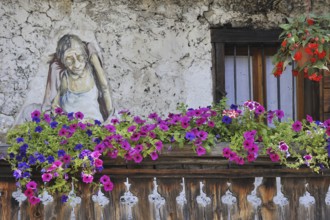 Murals on houses at Cibiana di Cadore, Dolomites, Italy, Europe