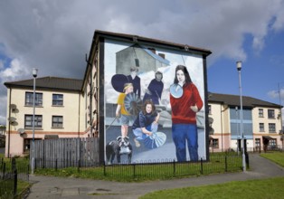 Mural, political mural painting from the time of the resistance of the IRA, Bogside quarter,