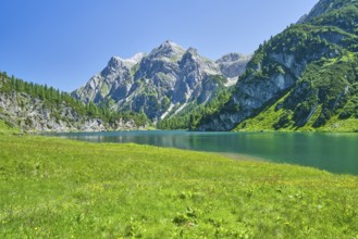 Tappenkarsee with Wildkarhöhe and Stierkarkopf, Radstätter Tauern, landscape conservation area,