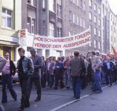 DEU, Germany: The historical slides from the times 80-90s, Dortmund. DGB against lockout 90s