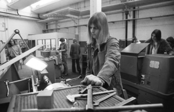 The correctional institution (JVA) in Iserlohn-Drueplingsen, here on 20 January 1975, is a juvenile