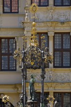 Oskar Winter Fountain or Holzmarktbrunnen in front of the Leibnizhaus, Holzmarkt, Old Town, State