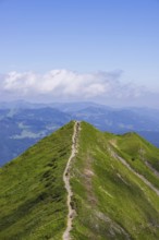 Hiking trail from Fellhorn, 2038m, to Söllereck, Allgäu Alps, Bavaria, Germany, Europe