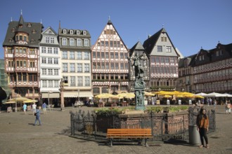 Römerberg with Justice Fountain, Justitiabrunnen and Ostzeile, Old Town, Main, Frankfurt, Hesse,