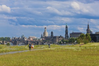 Dresden silhouette view