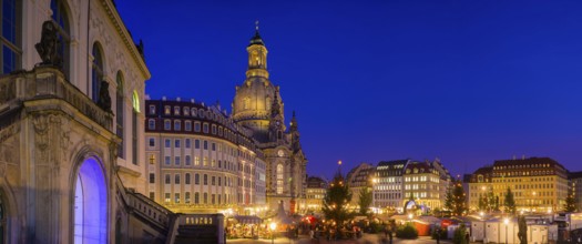 Christmas market on Dresden's Neumarkt square