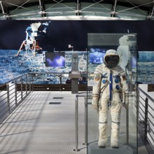 Scaphander, space suit, Sigmund Jähn, the first German in space, House of History, Bonn, North