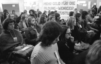 The student congress Democratic Education of the DKP-oriented Socialist German Workers' Youth