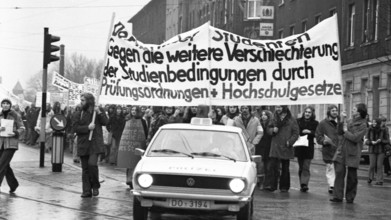 Students at Dortmund University demonstrated on 30.01.1975 against what they saw as a deterioration