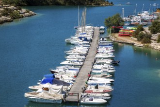 Boats in the boat harbour in Esparron-de-Verdon, Lac d Esparron, Provence-Alpes-Côte d'Azur,