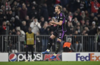 Goal celebration Harry Kane, FC Bayern Munich FCB (09), Champions League, Allianz Arena, Munich,