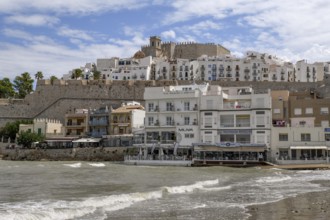 Old town of Peñíscola with its 14th century Romanesque castle, Castellón province, Costa del