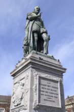 Statue of Willem I Prince of Orange, on Het Plein square, The Hague, Holland, Netherlands