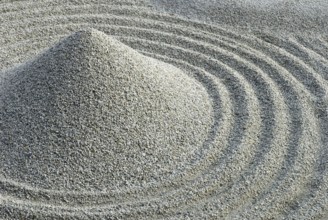 Gravel mound in Zen garden, Rinzai Zen school, stone circles, Kodai-ji temple, Kyoto, Japan, Asia