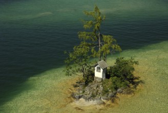 Ochsenkreuz, Fürbergbucht, Wolfgangsee, near St. Gilgen, Salzkammergut, Austria, Europe