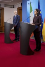 Federal Foreign Minister Annalena Bärbock, Buendnis90/Die Grünen, at a press conference with the