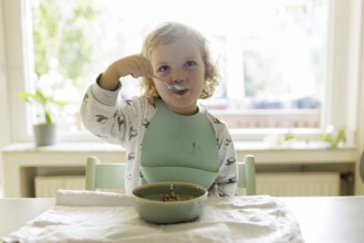 Subject: Child, three years old, Bonn, 05.07.2024