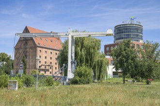 Mühlensteg, bascule bridge, Medical Park, Humboldtmühle, Tegel, Reinickendorf, Berlin, Germany,