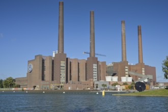 VW power station, Mittelland Canal, Wolfsburg, Lower Saxony, Germany, Europe