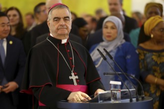 Nikola Eterovic (Archbishop of the Holy See) during a speech at the Federal President's New Year's