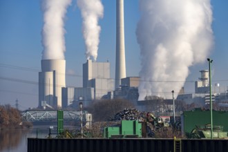 The STEAG combined heat and power plant in Herne-Baukau, coal-fired power plant, in front the new