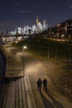 Skyline of the city centre of Frankfurt am Main, cycle and footpath, promenade, along the river