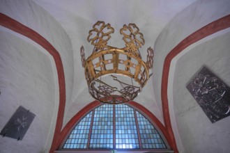 The original coronet from 1658 in the portal area of St Nicholas' Church, Siegen, North