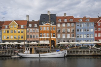 Nyhavn, in the Frederiksstaden district, harbour district with houses over 300 years old, moored