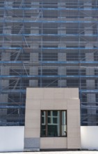 New construction of an office building at the Cologne Trade Fair Centre in Cologne-Deutz, shell,