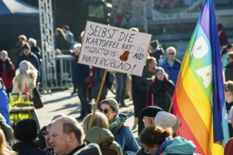 Slogans against right-wing extremism on balloons, demonstration against right-wing extremism,