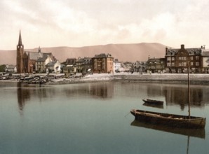 The Pier, Largs, town on the Firth of Clyde in North Ayrshire, Scotland, Historical, c. 1900,