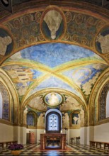 St. Maria and Clemens, Romanesque double church, lower church, view into the choir with ceiling