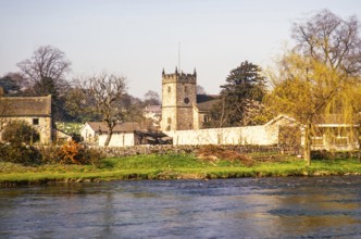 Dorfkirche am Fluss Wye, Ashford in the Water, Ashford-in-the-Water, Peak-District-Nationalpark,