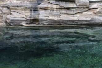 Rocks, rock structures, clear water, Verzasca River, near Lavertezzo, Verzasca Valley, Valle