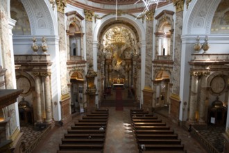 Karlskirche, domed hall, altar, Vienna