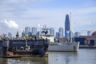 Buenos Aires, Argentina, Skyline of Buenos Aires on the Rio de la Plata. In front harbour with