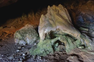 Larger rock formations in the dark Limniatis Cave, hike from Aperi to Limniatis Cave, Limniatis